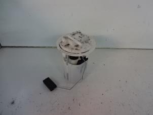 Gebruikte Tank element Pomp Peugeot 207/207+ (WA/WC/WM) 1.4 Prijs € 25,00 Margeregeling aangeboden door Autobedrijf Broekhuis B.V.