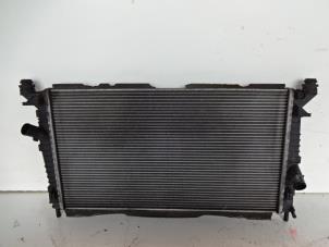Gebruikte Radiateur Ford Focus 2 Wagon 1.6 16V Prijs € 25,00 Margeregeling aangeboden door Autobedrijf Broekhuis B.V.