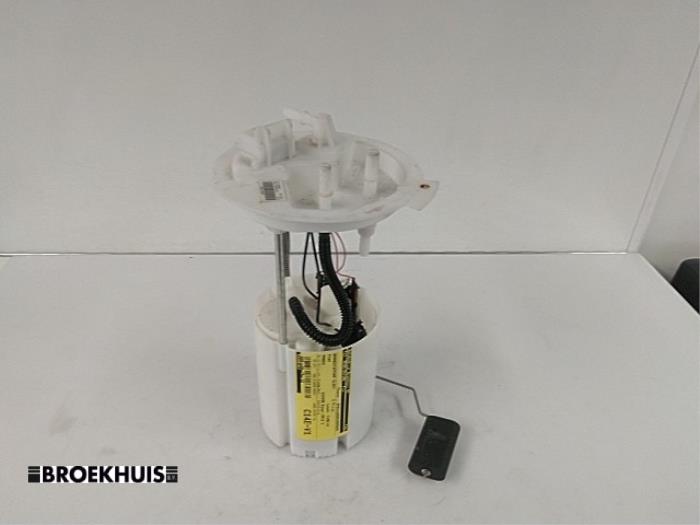 Gebruikte Tank element Pomp Fiat Panda (312) 0.9 TwinAir Turbo 85 Prijs € 30,00 Margeregeling aangeboden door Autobedrijf Broekhuis B.V.