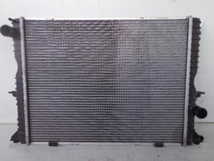 Gebruikte Radiateur Landrover Defender I 2.2 TD4 16V Pick-up Prijs € 150,00 Margeregeling aangeboden door Autobedrijf Broekhuis B.V.