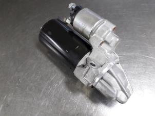 Gebruikte Startmotor Landrover Defender I 2.2 TD4 16V Pick-up Prijs € 125,00 Margeregeling aangeboden door Autobedrijf Broekhuis B.V.