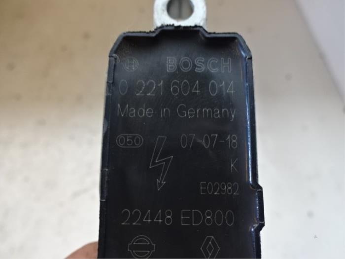 Bobine van een Renault Laguna III Estate (KT) 2.0 16V 2008