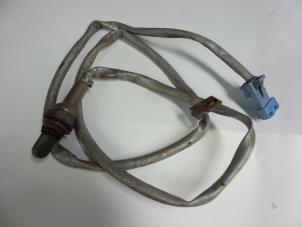 Gebruikte Lambda Sonde Citroen C4 Grand Picasso (UA) 2.0 16V Autom. Prijs € 15,00 Margeregeling aangeboden door Autobedrijf Broekhuis B.V.