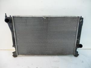Gebruikte Radiateur Toyota Avensis Wagon (T25/B1E) 2.2 D-4D 16V D-CAT Prijs € 40,00 Margeregeling aangeboden door Autobedrijf Broekhuis B.V.