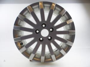 Gebruikte Velg Opel Astra H GTC (L08) 1.7 CDTi 16V Prijs € 40,00 Margeregeling aangeboden door Autobedrijf Broekhuis B.V.