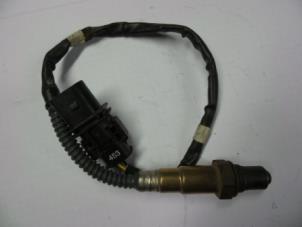 Gebruikte Lambda Sonde Volkswagen Polo IV (9N1/2/3) 1.4 TDI 80 Prijs € 15,00 Margeregeling aangeboden door Autobedrijf Broekhuis B.V.