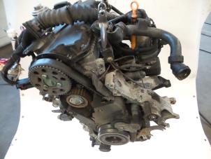 Gebruikte Motor Volkswagen Passat Variant (3B6) 1.9 TDI 100 Prijs € 200,00 Margeregeling aangeboden door Autobedrijf Broekhuis B.V.