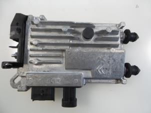 Gebruikte Start/Stop computer Peugeot 308 SW (L4/L9/LC/LJ/LR) 1.6 BlueHDi 120 Prijs € 45,00 Margeregeling aangeboden door Autobedrijf Broekhuis B.V.