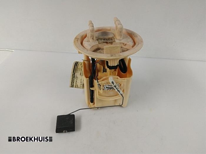 Gebruikte Tank element Pomp Peugeot 307 SW (3H) 2.0 HDi 110 FAP Prijs € 25,00 Margeregeling aangeboden door Autobedrijf Broekhuis B.V.