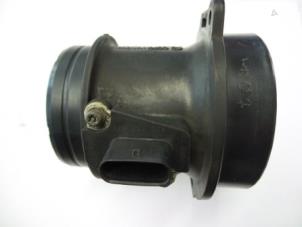 Gebruikte Luchtmassameter Audi A4 Avant Quattro (B8) 3.0 TDI V6 24V Prijs € 35,00 Margeregeling aangeboden door Autobedrijf Broekhuis B.V.