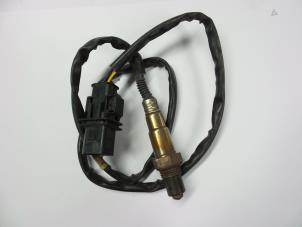 Gebruikte Lambda Sonde Audi A4 Avant (B7) 2.0 TDI Prijs € 15,00 Margeregeling aangeboden door Autobedrijf Broekhuis B.V.