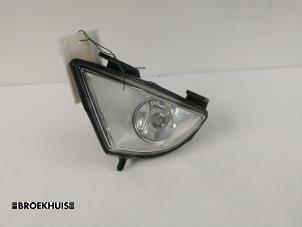 Gebruikte Mistlamp links-voor Ford Fiesta 5 (JD/JH) 1.4 16V Prijs € 10,00 Margeregeling aangeboden door Autobedrijf Broekhuis B.V.