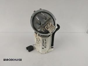 Gebruikte Tank element Pomp Opel Corsa B (73/78/79) 1.0i 12V Prijs € 15,00 Margeregeling aangeboden door Autobedrijf Broekhuis B.V.