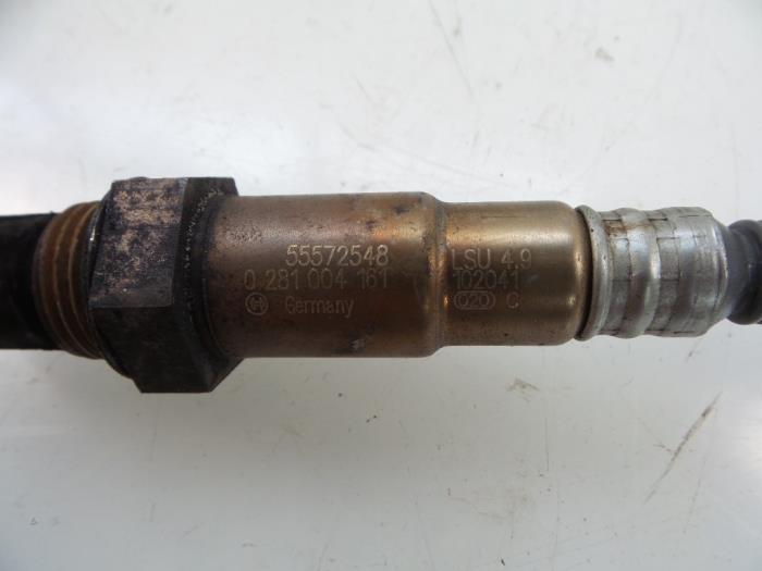 Lambda Sonde van een Opel Insignia Sports Tourer 2.0 CDTI 16V 160 Ecotec 4x4 2010