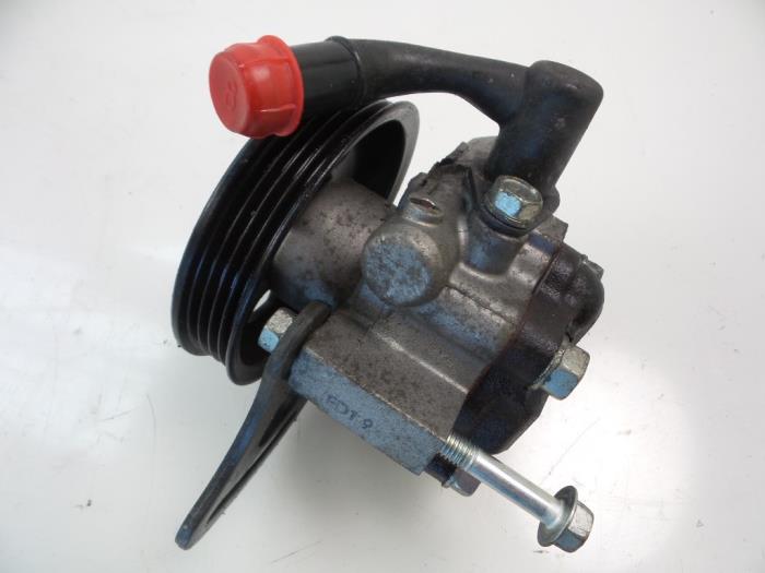 Gebruikte Pomp Servo Chevrolet Aveo (250) 1.2 16V Prijs € 30,00 Margeregeling aangeboden door Autobedrijf Broekhuis B.V.