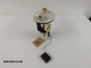 Gebruikte Tank element Pomp Daihatsu Cuore (L251/271/276) 1.0 12V Prijs € 20,00 Margeregeling aangeboden door Autobedrijf Broekhuis B.V.