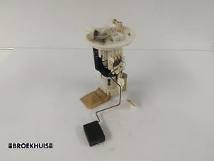 Gebruikte Tank element Pomp Daihatsu Cuore (L251/271/276) 1.0 12V Prijs € 20,00 Margeregeling aangeboden door Autobedrijf Broekhuis B.V.