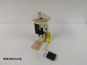 Gebruikte Tank element Pomp Daihatsu Cuore (L251/271/276) 1.0 12V Prijs € 25,00 Margeregeling aangeboden door Autobedrijf Broekhuis B.V.