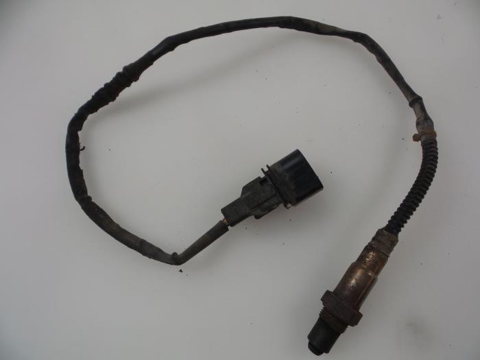 Gebruikte Lambda Sonde Volkswagen Transporter/Caravelle T4 2.8 V6 24V Prijs € 10,00 Margeregeling aangeboden door Autobedrijf Broekhuis B.V.