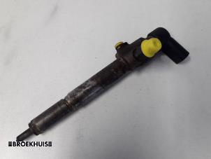 Gebruikte Verstuiver (diesel) Renault Scénic II (JM) 1.5 dCi 105 Prijs € 40,00 Margeregeling aangeboden door Autobedrijf Broekhuis B.V.