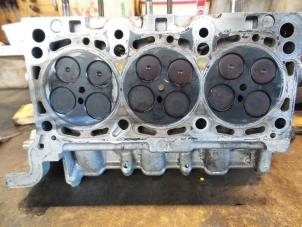 Gebruikte Cilinderkop Audi A4 Avant (B7) 2.7 TDI V6 24V Prijs € 200,00 Margeregeling aangeboden door Autobedrijf Broekhuis B.V.