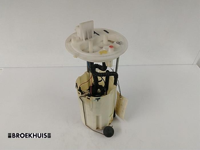 Gebruikte Tank element Pomp Alfa Romeo 156 Sportwagon (932) 1.9 JTD Prijs € 30,00 Margeregeling aangeboden door Autobedrijf Broekhuis B.V.