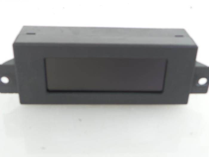 Gebruikte Display Interieur Opel Vivaro 1.9 DI Prijs € 30,25 Inclusief btw aangeboden door Autobedrijf Broekhuis B.V.