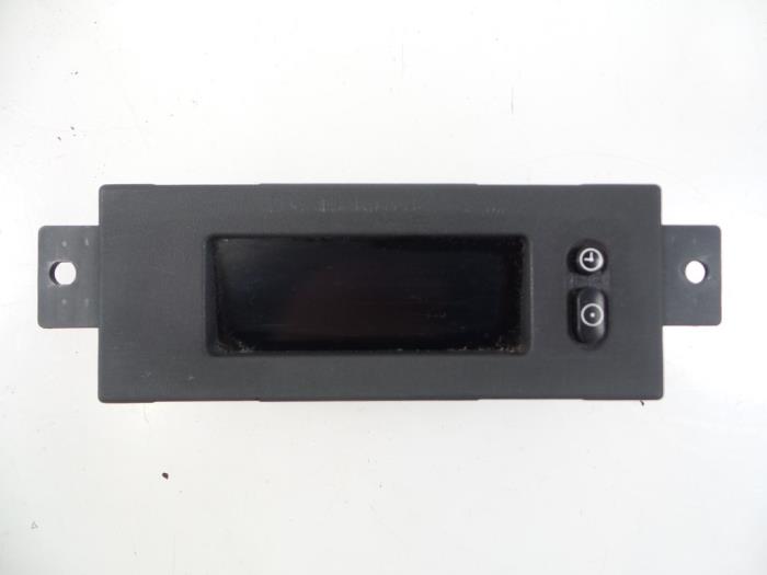 Gebruikte Display Interieur Opel Vivaro 1.9 DI Prijs € 18,15 Inclusief btw aangeboden door Autobedrijf Broekhuis B.V.