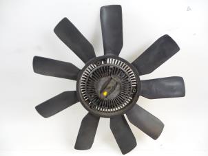 Gebruikte Viscosekoppeling koelvin Mercedes SLK (R170) 2.3 230 K 16V Prijs € 25,00 Margeregeling aangeboden door Autobedrijf Broekhuis B.V.