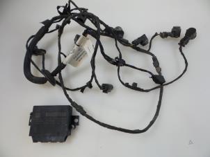 Gebruikte PDC Sensor Set Volkswagen Tiguan (5N1/2) 2.0 TSI 16V 4Motion Prijs € 80,00 Margeregeling aangeboden door Autobedrijf Broekhuis B.V.