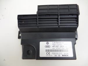 Gebruikte Computer Verlichting Audi A6 Avant Quattro (C6) 3.2 V6 24V FSI Prijs € 50,00 Margeregeling aangeboden door Autobedrijf Broekhuis B.V.