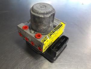 Gebruikte ABS Pomp Honda Jazz (GE6/GE8/GG/GP) 1.3 VTEC 16V Hybrid Prijs € 50,00 Margeregeling aangeboden door Autobedrijf Broekhuis B.V.