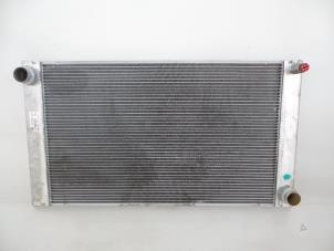 Gebruikte Radiateur BMW 5 serie Touring (E61) 520d 16V Edition Fleet Prijs € 40,00 Margeregeling aangeboden door Autobedrijf Broekhuis B.V.