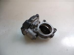 Gebruikte Gasklephuis BMW 1 serie (F20) 118d 2.0 16V Prijs € 25,00 Margeregeling aangeboden door Autobedrijf Broekhuis B.V.