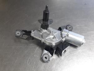 Gebruikte Ruitenwissermotor achter Toyota Yaris II (P9) 1.33 16V Dual VVT-I Prijs € 25,00 Margeregeling aangeboden door Autobedrijf Broekhuis B.V.