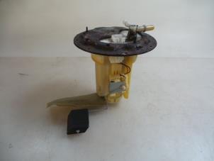 Gebruikte Tank element Pomp Mazda Premacy 1.8 16V Prijs € 35,00 Margeregeling aangeboden door Autobedrijf Broekhuis B.V.