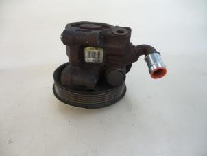 Gebruikte Pomp Servo Ford Ka I 1.3i Prijs € 25,00 Margeregeling aangeboden door Autobedrijf Broekhuis B.V.