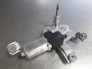 Gebruikte Ruitenwissermotor achter Toyota Corolla Verso (R10/11) 2.2 D-4D 16V Prijs € 45,00 Margeregeling aangeboden door Autobedrijf Broekhuis B.V.