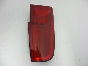 Gebruikte Achterlicht links Fiat Punto II (188) 1.3 JTD Multijet 16V Prijs € 10,00 Margeregeling aangeboden door Autobedrijf Broekhuis B.V.