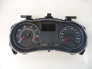 Gebruikte Tellerklok Renault Clio III (BR/CR) 1.4 16V Prijs € 30,00 Margeregeling aangeboden door Autobedrijf Broekhuis B.V.