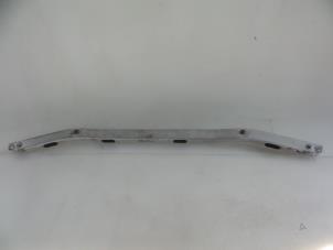 Gebruikte Subframe Porsche 911 (993) 3.6 Carrera 2 Prijs € 50,00 Margeregeling aangeboden door Autobedrijf Broekhuis B.V.