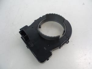 Gebruikte Gier sensor Mazda CX-5 (KE,GH) 2.2 SkyActiv-D 16V 2WD Prijs € 50,00 Margeregeling aangeboden door Autobedrijf Broekhuis B.V.