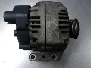 Gebruikte Dynamo Fiat Doblo (223A/119) 1.3 JTD 16V Multijet Prijs € 35,00 Margeregeling aangeboden door Autobedrijf Broekhuis B.V.