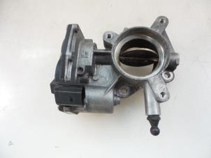 Gebruikte Gasklephuis Opel Insignia Sports Tourer 2.0 CDTI 16V 160 Ecotec 4x4 Prijs € 40,00 Margeregeling aangeboden door Autobedrijf Broekhuis B.V.