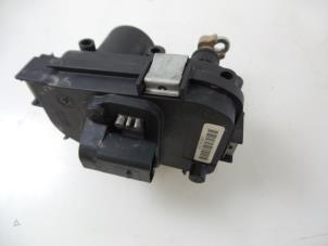 Gebruikte Wervelklep motor Opel Insignia Sports Tourer 2.0 CDTI 16V 160 Ecotec 4x4 Prijs € 45,00 Margeregeling aangeboden door Autobedrijf Broekhuis B.V.