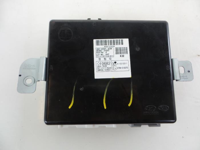 Computer Body Control van een Hyundai iX35 (LM) 2.0 CRDi 16V 4x4 2013