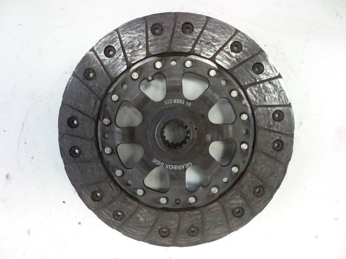 Gebruikte Koppelingsplaat Austin Mini Open (R52) 1.6 16V Cooper S Prijs € 20,00 Margeregeling aangeboden door Autobedrijf Broekhuis B.V.