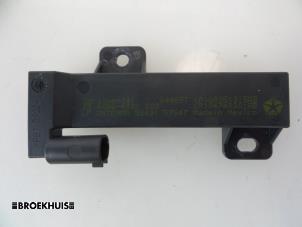 Gebruikte Antenne Jeep Grand Cherokee (WK/WK2) 3.0 CRD V6 24V Prijs € 15,00 Margeregeling aangeboden door Autobedrijf Broekhuis B.V.