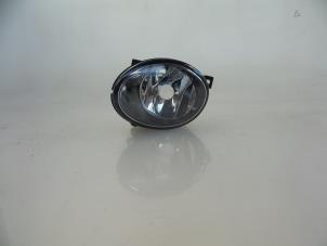 Gebruikte Mistlamp links-voor Mercedes Sprinter 3,5t (906.73) 316 CDI 16V Prijs € 18,15 Inclusief btw aangeboden door Autobedrijf Broekhuis B.V.