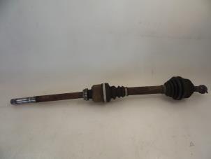 Gebruikte Cardanas rechts-voor (VWA) Citroen Xsara Picasso (CH) 1.6i 16V Prijs € 25,00 Margeregeling aangeboden door Autobedrijf Broekhuis B.V.